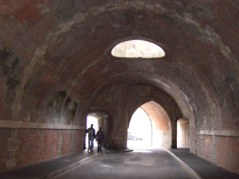 Agence Caillault ACMH – Porte de la Craffe – Nancy – Passage du Châtelet avant restauration