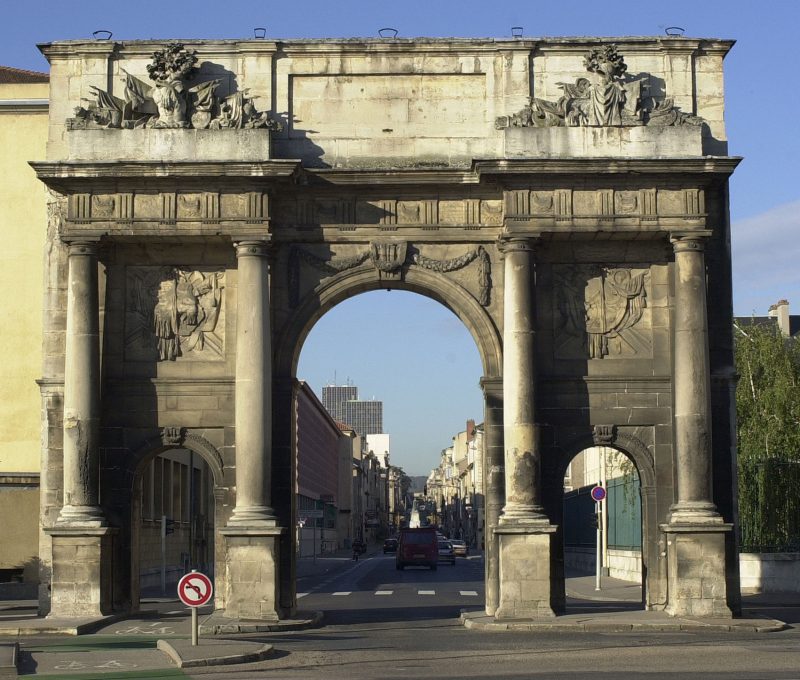 Agence Caillault ACMH – Porte Saint Catherine – Nancy – Façade est avant restauration